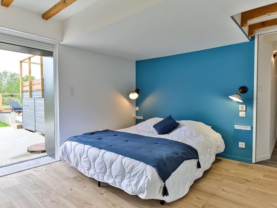 Maison Familiale La Belle Vie Jacuzzi/Sauna Сен-Жиль-Круа-де-Ви Экстерьер фото